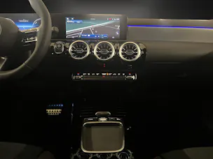 Mercedes-Benz A 250 e EQ Star 8G-DCT
