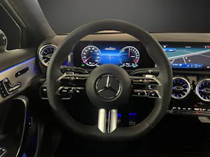 Mercedes-Benz A 250 e EQ Star 8G-DCT