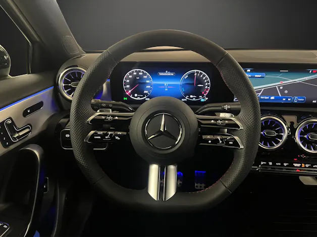 Mercedes-Benz A 250 e EQ Star 8G-DCT