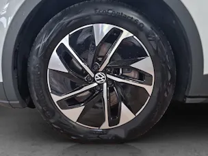 VW ID.4 Pro Performance 77 kWh Family