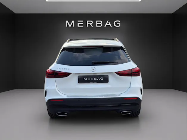 Mercedes-Benz GLA 250 e EQ Star 8G-DCT