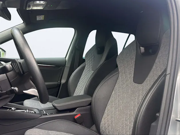 Škoda Octavia Combi 1.5 TSI mHEV DSG Sport Line
