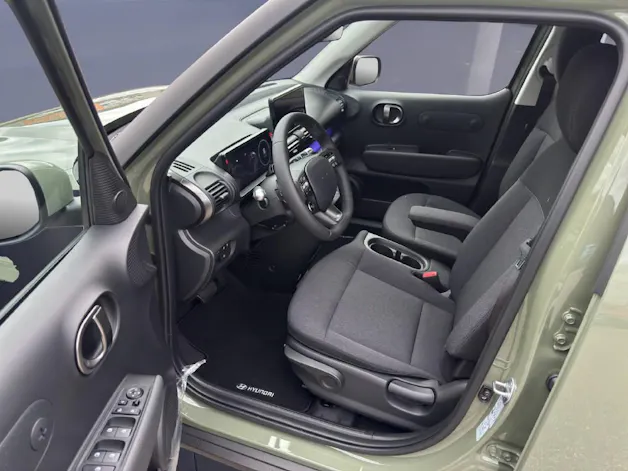 Hyundai INSTER Electric Vertex 49 KWH