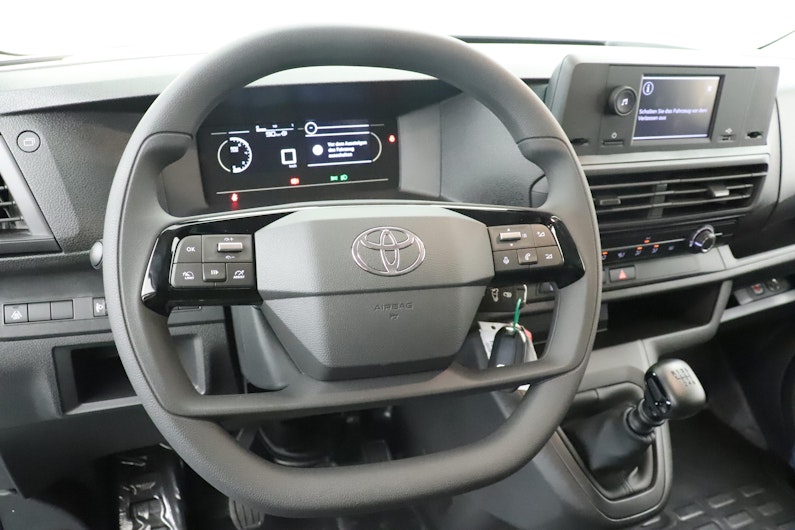 Vehicle image TOYOTA PROACE