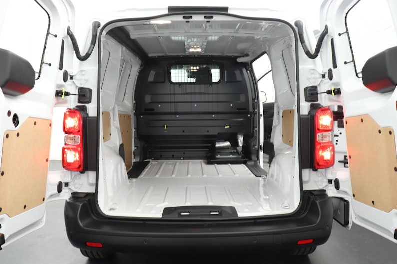 Vehicle image TOYOTA PROACE