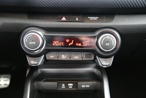 Vehicle image OPEL Grandland 1.6 T PHEV Elegance