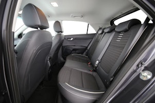 Vehicle image OPEL Grandland 1.6 T PHEV Elegance