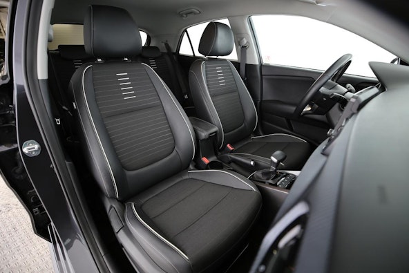 Vehicle image 9 Vehicle image 9