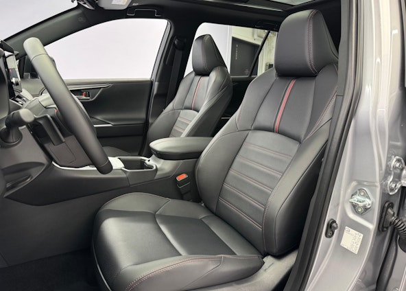 Vehicle image 8 Vehicle image 8