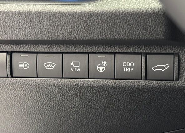 Vehicle image 14 Vehicle image 14