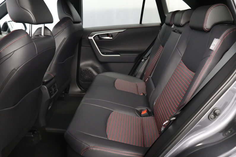 Fahrzeugbild SUZUKI ACROSS