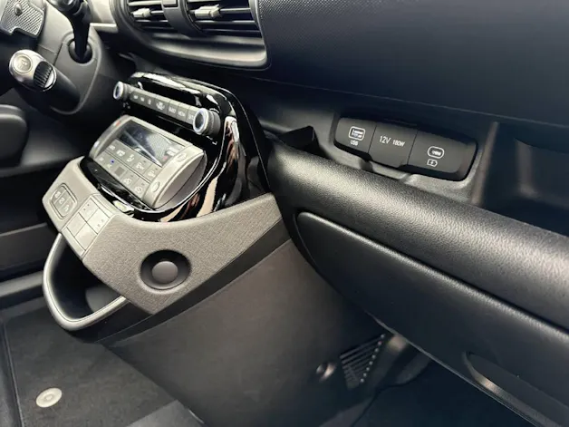 Hyundai Inster Electric Amplia