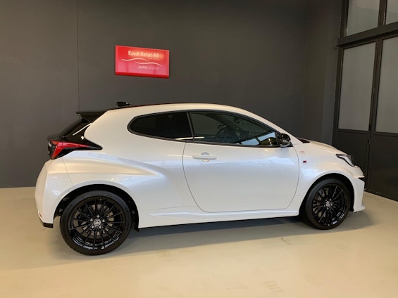 Vehicle image 11 Vehicle image 11