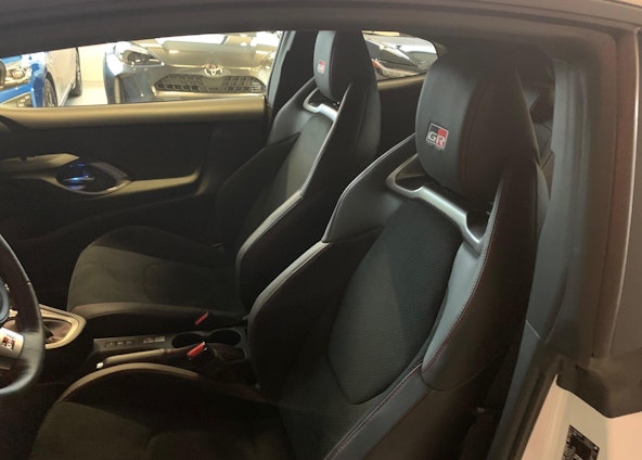 Vehicle image 2 Vehicle image 2