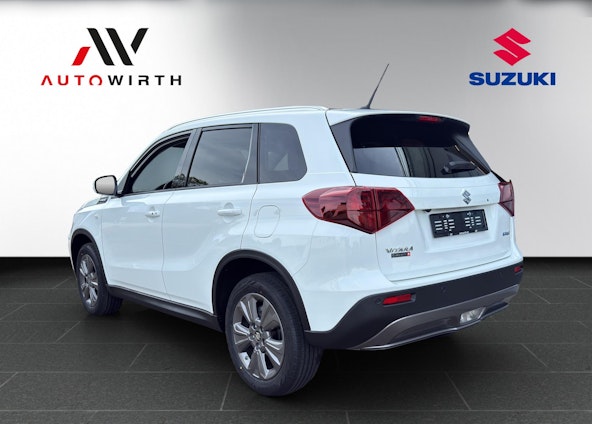 Vehicle image 6 Vehicle image 6