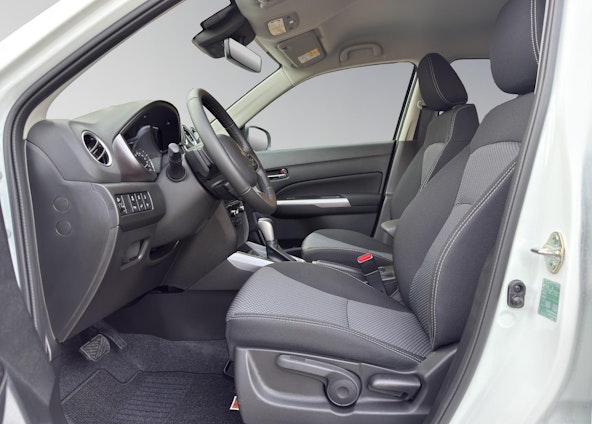 Vehicle image 8 Vehicle image 8