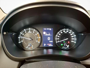https://vehicle.imgix.net/4026128/1a79830a-dc89-4eca-9dde-777625b94531.jpg