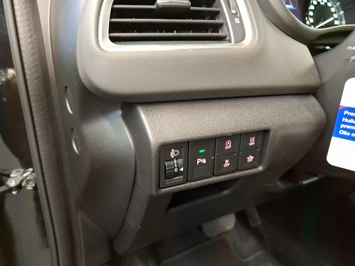 Fahrzeugbild SUZUKI S-CROSS