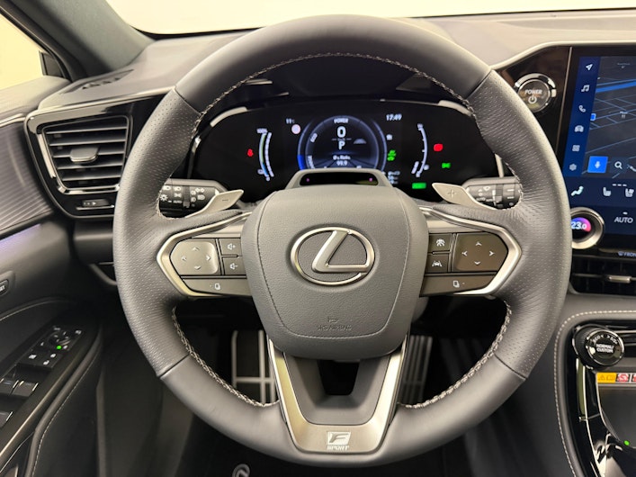 Vehicle image LEXUS NX