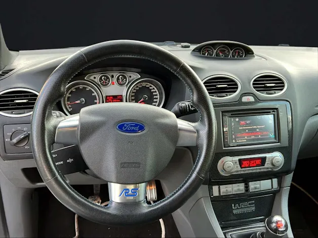 Ford USA Ford Focus 2.5i Turbo RS
