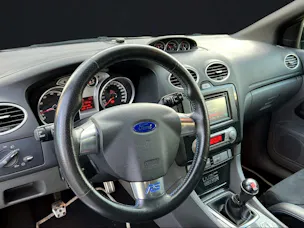 Ford USA Ford Focus 2.5i Turbo RS