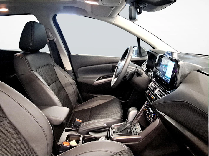 Fahrzeugbild SUZUKI S-CROSS