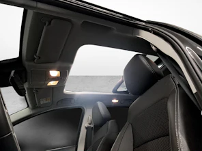 Fahrzeugbild SUZUKI S-Cross 1.4 T Compact Top Hybrid 4x4