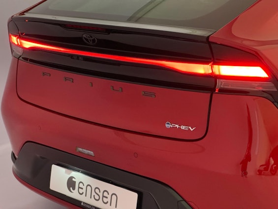 Vehicle image 18 Vehicle image 18