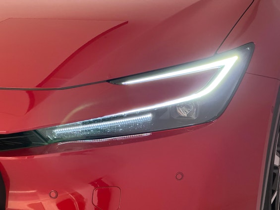 Vehicle image 19 Vehicle image 19