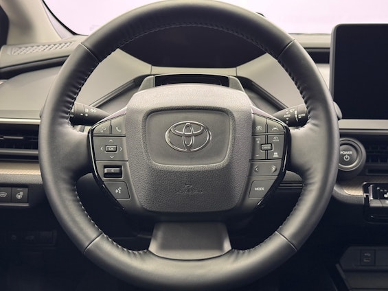 Vehicle image 12 Vehicle image 12