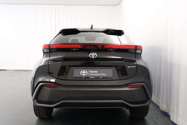 Vehicle image TOYOTA C-HR