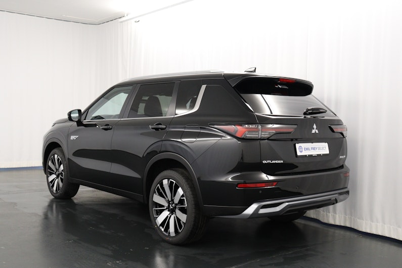 Vehicle image MITSUBISHI OUTLANDER