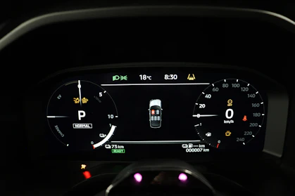 MITSUBISHI OUTLANDER 15