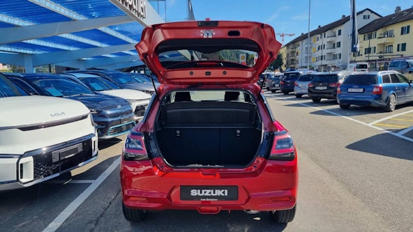 Vehicle image 6 Vehicle image 6