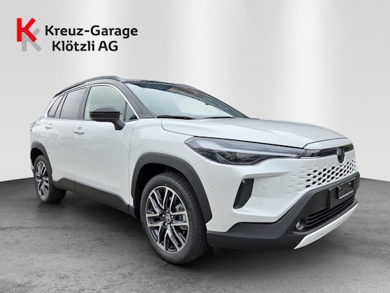 First vehicle image