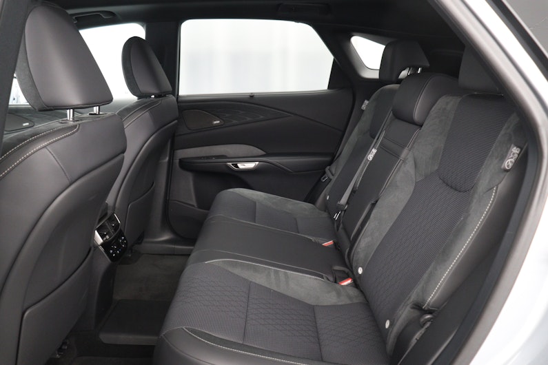 Vehicle image LEXUS RX