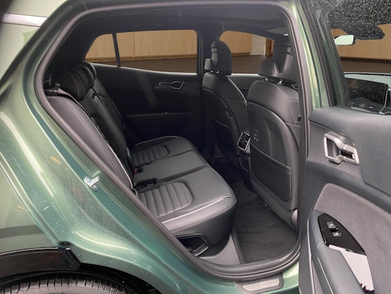 Vehicle image 12 Vehicle image 12