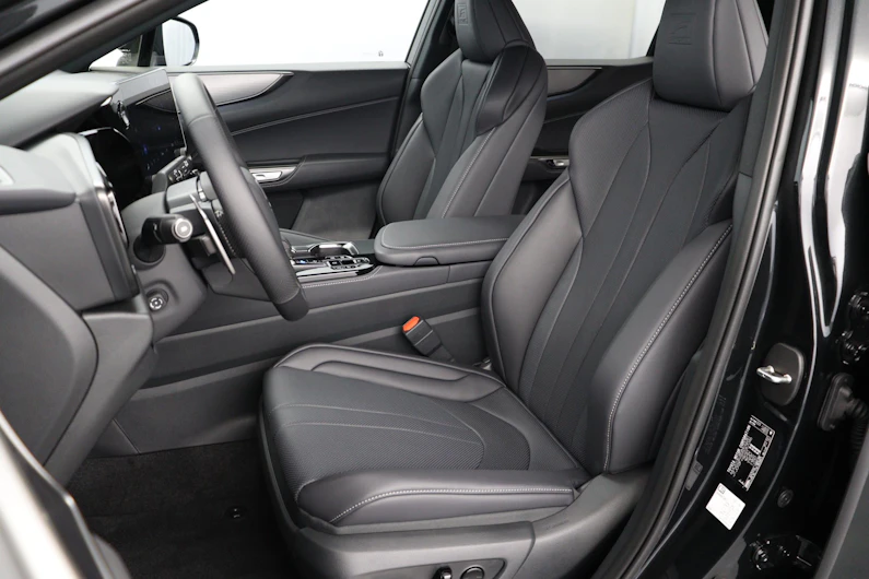 Fahrzeugbild LEXUS NX