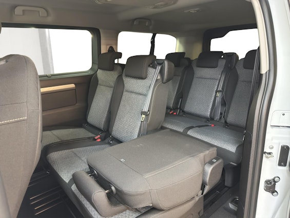 Vehicle image 8 Vehicle image 8