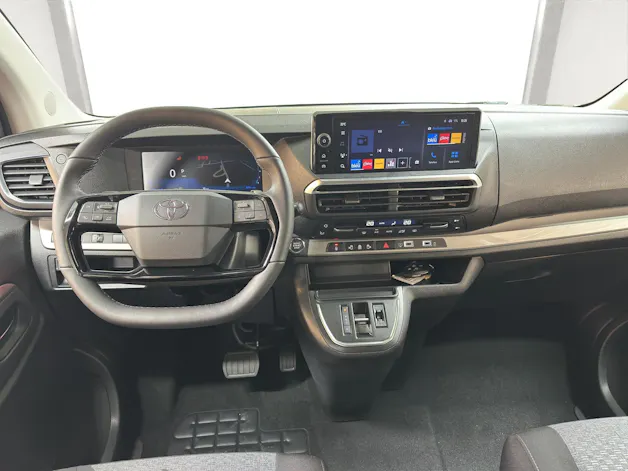 Toyota PROACE Verso L2 2.0 D Trend AT 177