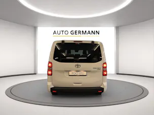 Toyota PROACE Verso L2 2.0 D Trend AT 177