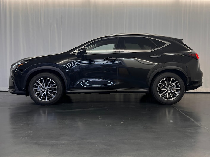 Vehicle image LEXUS NX