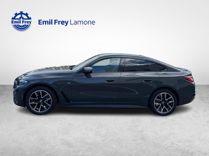 Vehicle image BMW i4