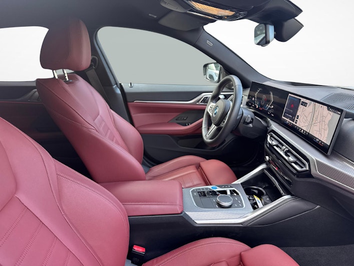 Vehicle image BMW i4