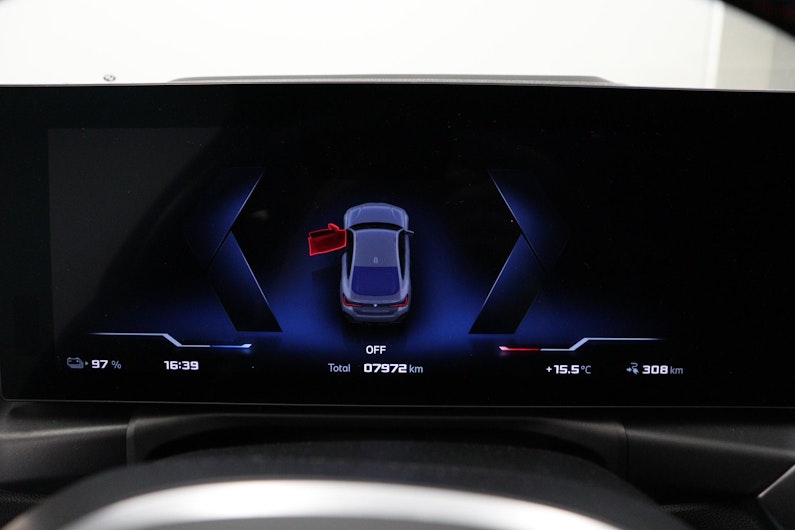 Vehicle image BMW i4