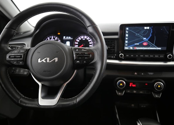 Vehicle image 4 Vehicle image 4