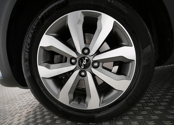 Vehicle image 8 Vehicle image 8