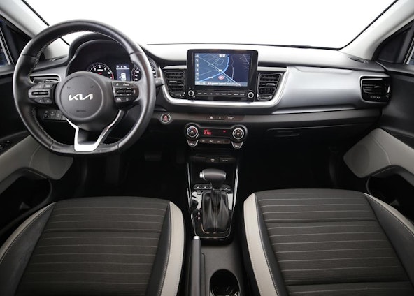 Vehicle image 5 Vehicle image 5