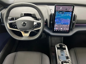 Vehicle image VOLVO EX30 E60 Twin Ultra Performance AWD / ab 3,99% Leasing inkl. 1 Jahr Protect Autoversicherung