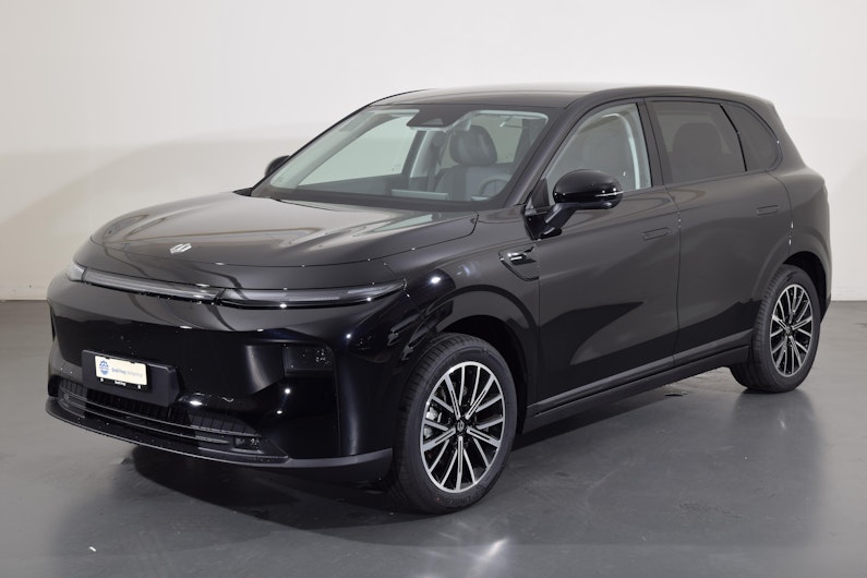 Vehicle image LEAPMOTOR B10